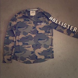 Hollister Camo long sleeve shirt